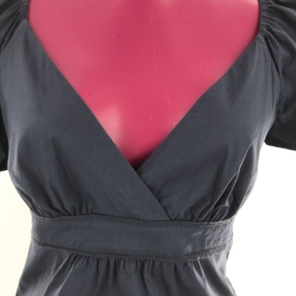 BCBG MAXAZRIA Wrap Blouse sz XXS EUC - Picture 2 of 6